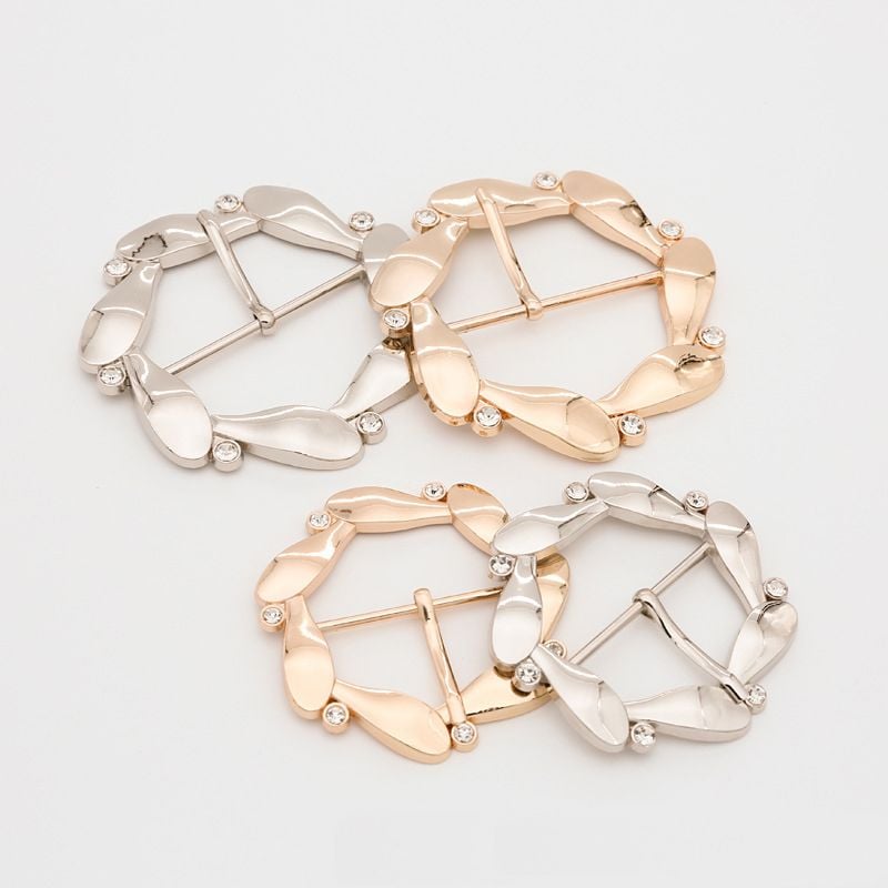 Special-shaped metal diamond buckle