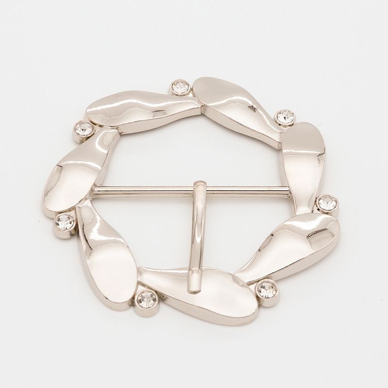 Special-shaped metal diamond buckle