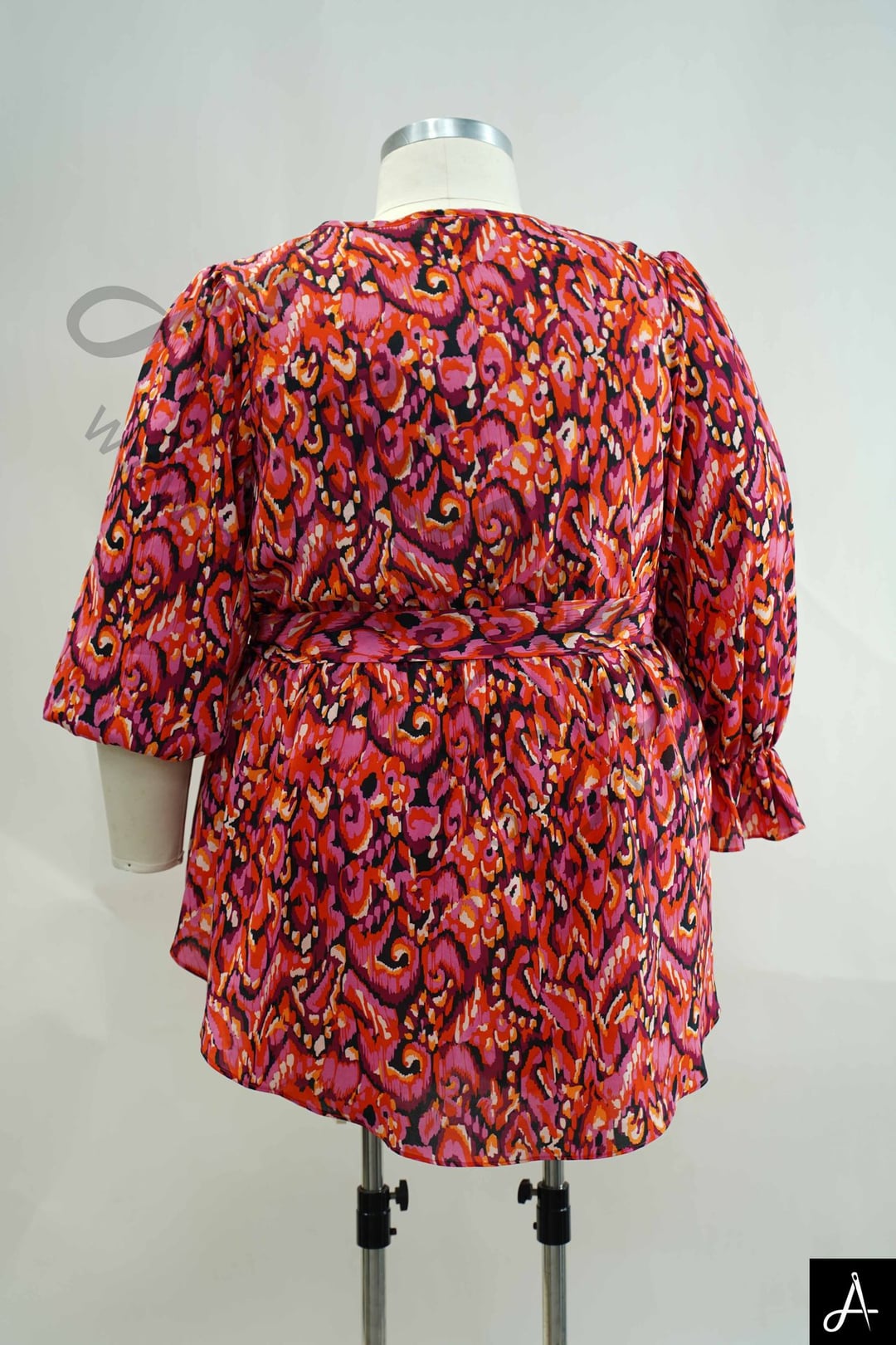 Red Floral Print V-Neck 3/4 Sleeve Peplum Blouse