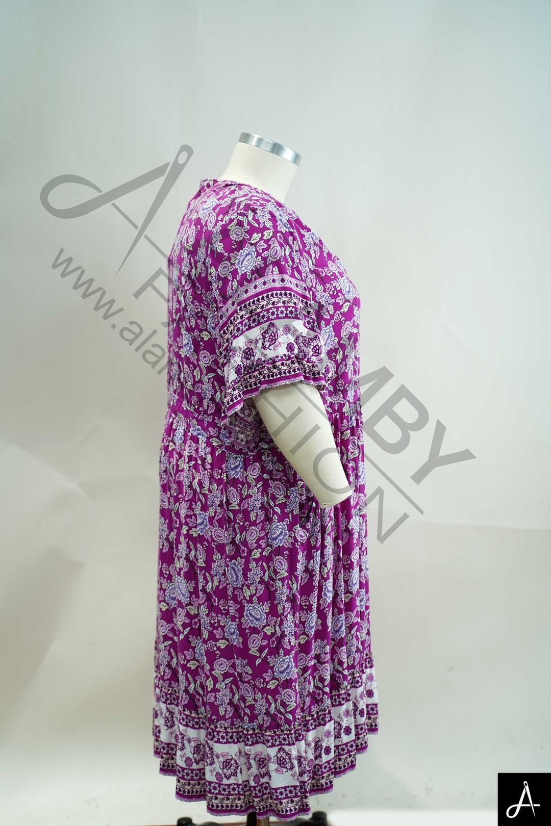 Women's Plus Size Magenta Floral Print V-Neck Short Sleeve Midi Dress