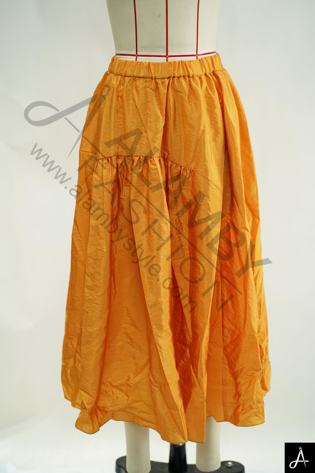 Elastic‑waist wide‑leg cropped trousers