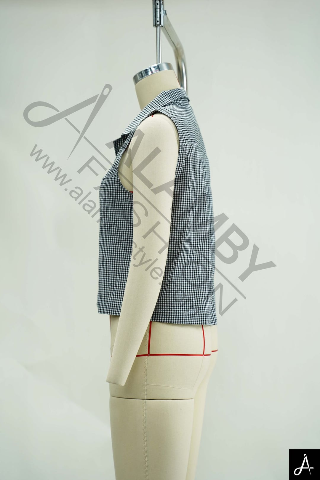 Sleeveless vest waistcoat