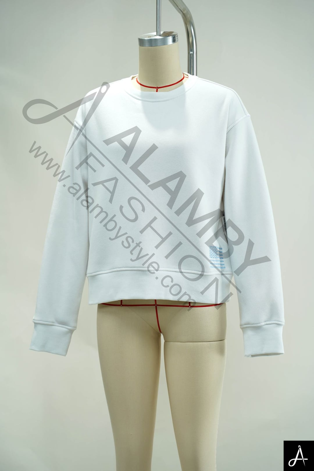 Crew‑neck long‑sleeve top