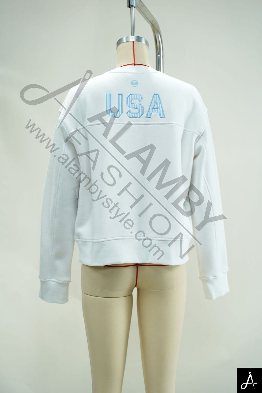 Crew‑neck long‑sleeve top