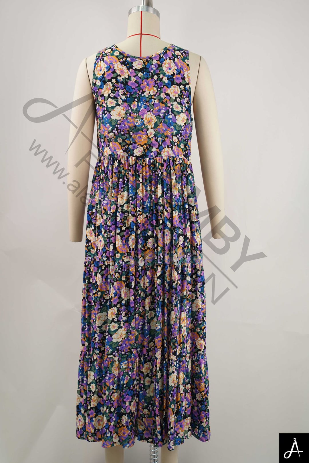 Women Round Neck Sleeveless Floral Print Maxi Dress