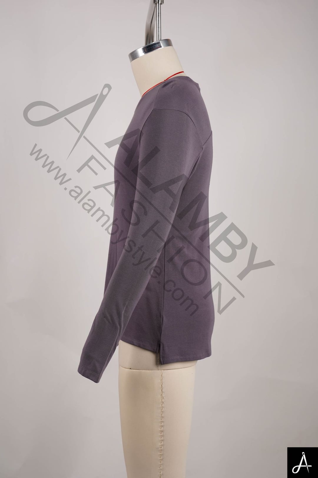 Basic Long Sleeve Crewneck T-shirt