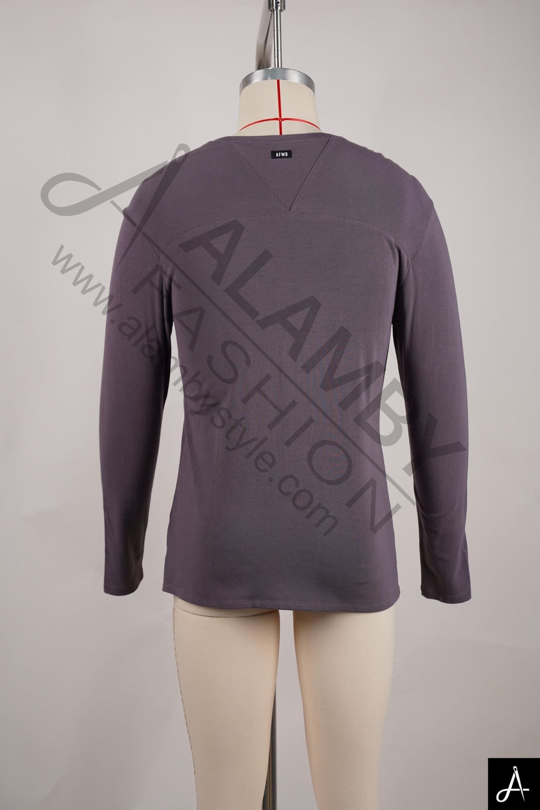 Basic Long Sleeve Crewneck T-shirt