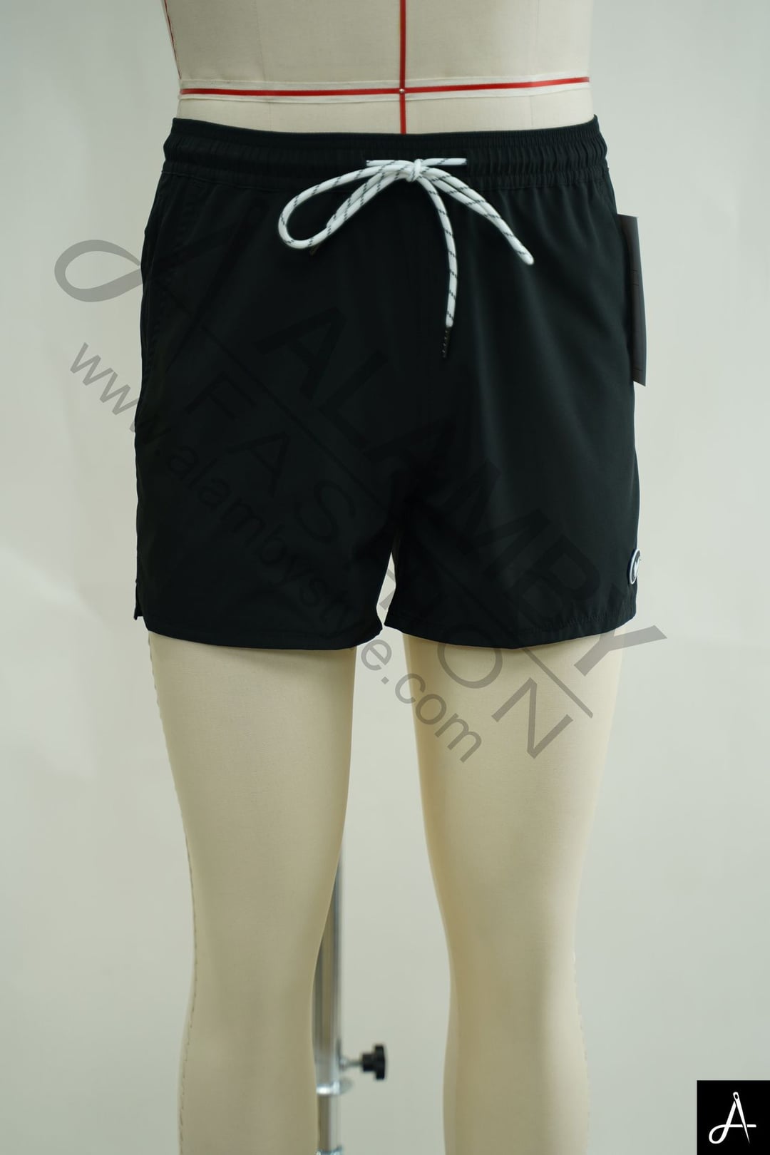 Men's Black Solid Quick‑Dry Drawstring Casual Sports Beach Shorts
