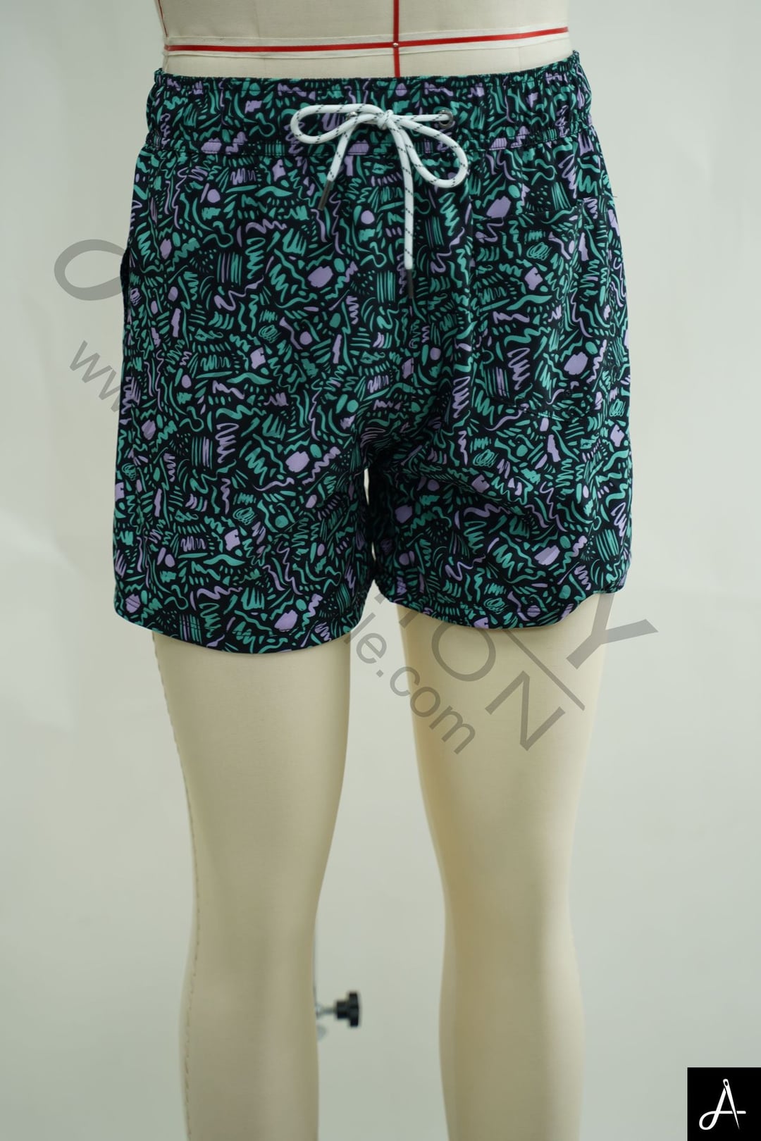 Men's Abstract Graffiti Print Quick‑Dry Drawstring Beach & Sports Shorts