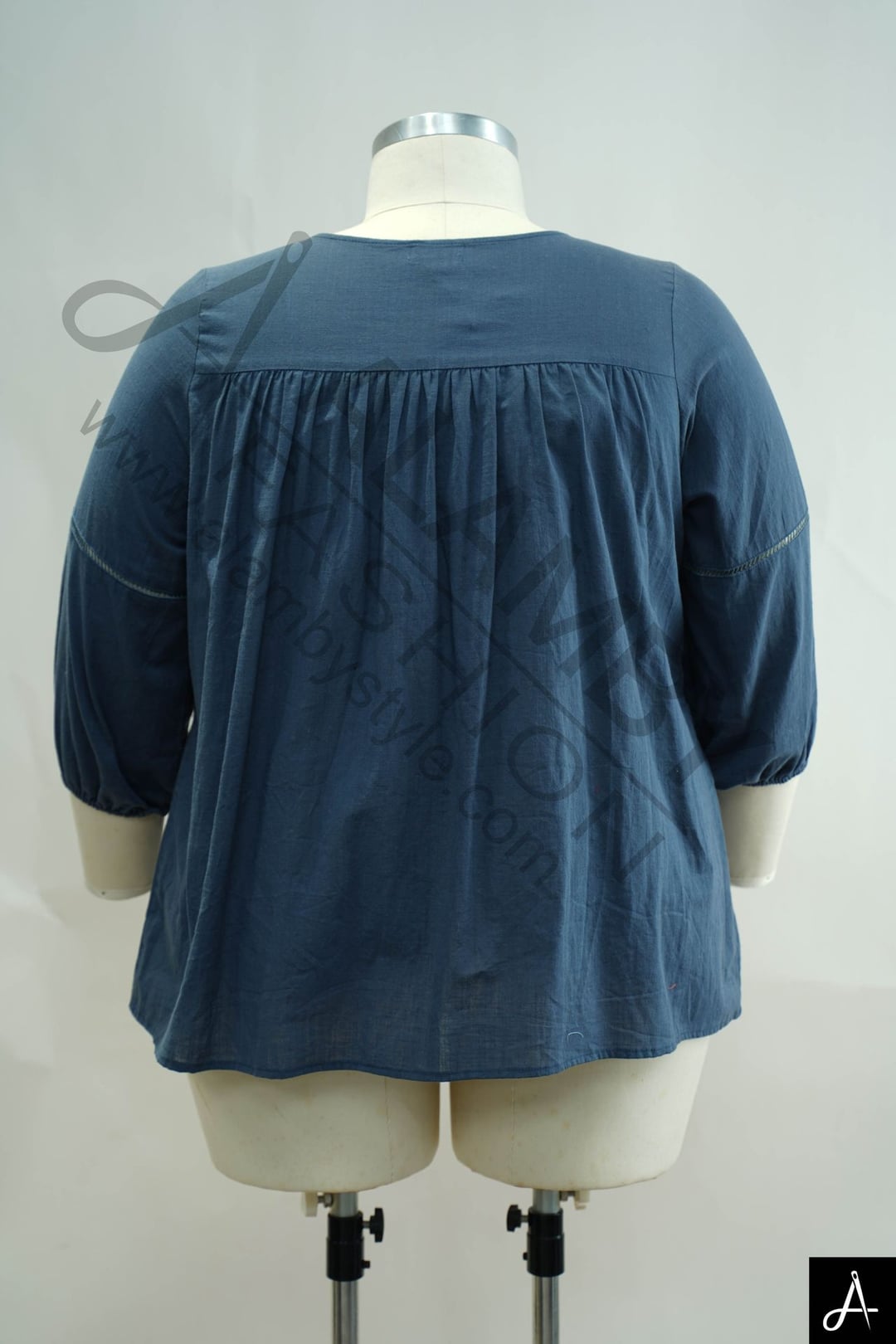 Women's Plus Size Indigo Blue 3/4 Sleeve Smocked Blouse