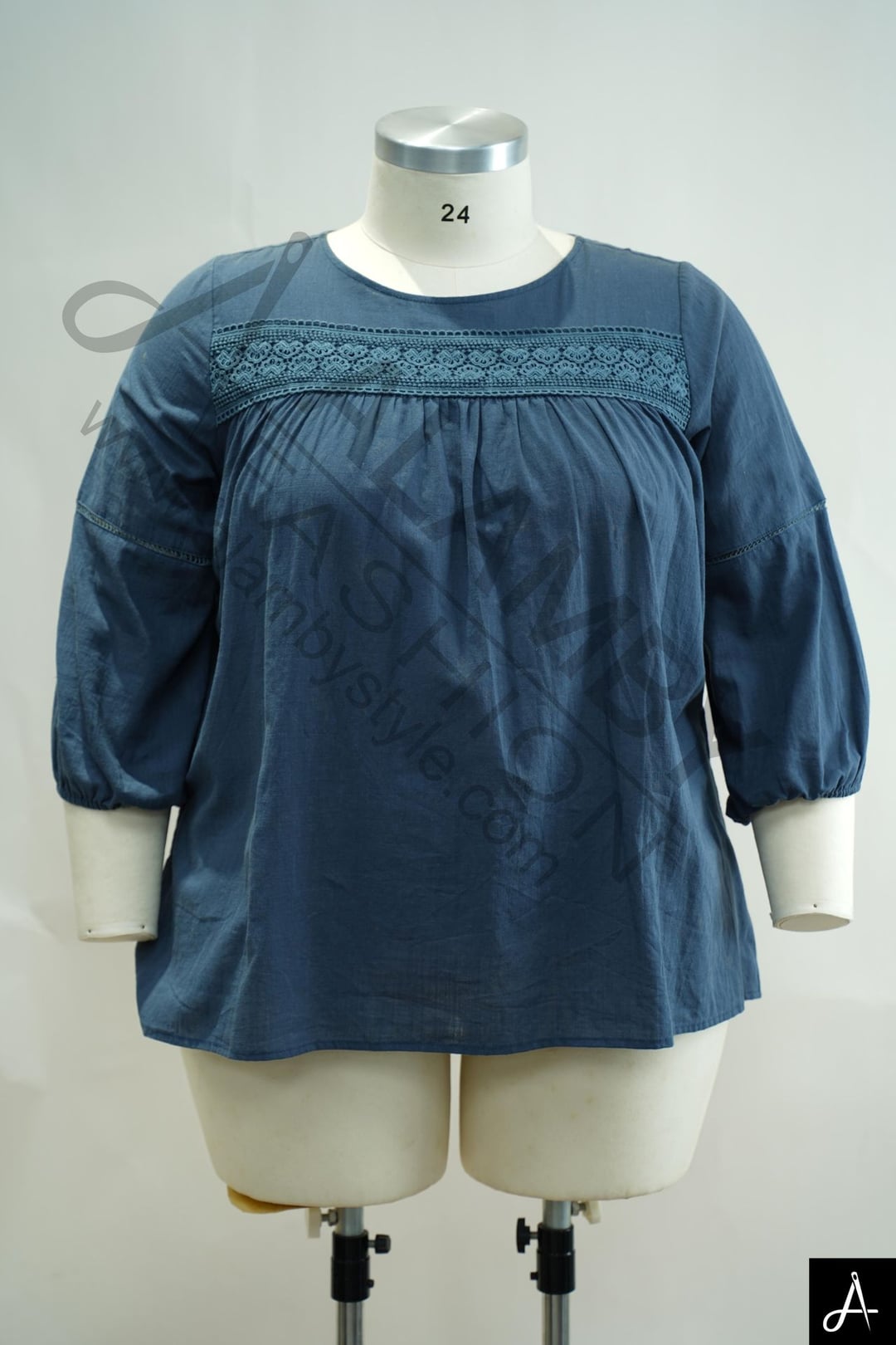 Women's Plus Size Indigo Blue 3/4 Sleeve Smocked Blouse