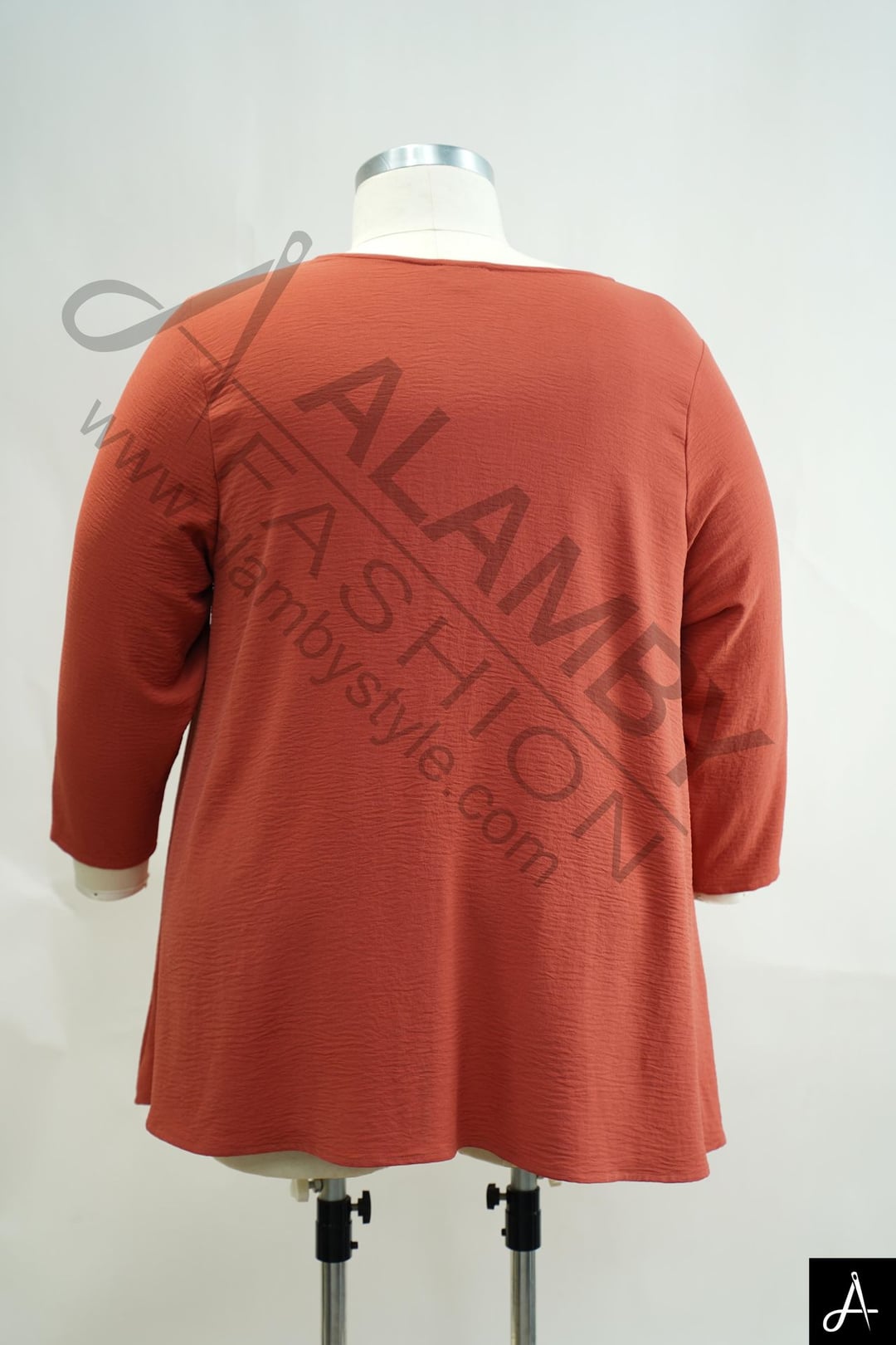 Women's Plus Size Terracotta Round Neck 3/4 Sleeve Knit Blouse
