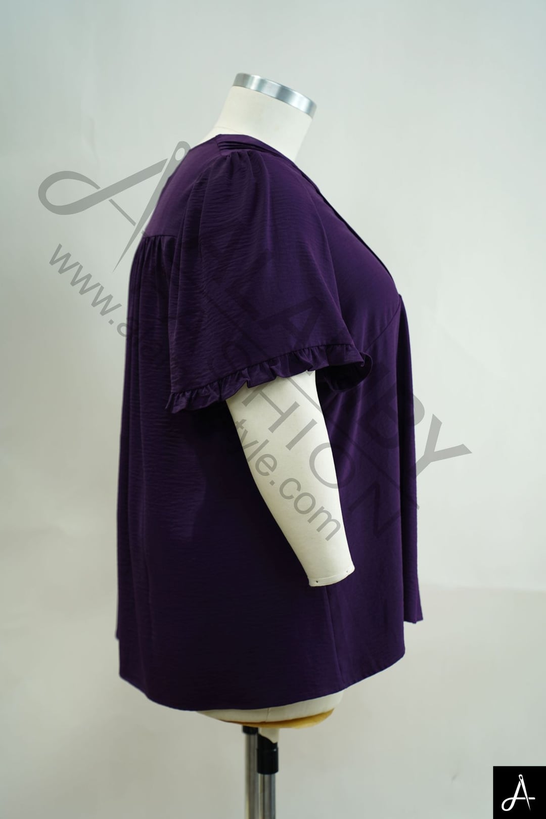 Women's Plus Size Purple V-Neck Short Sleeve Gathered Blouse