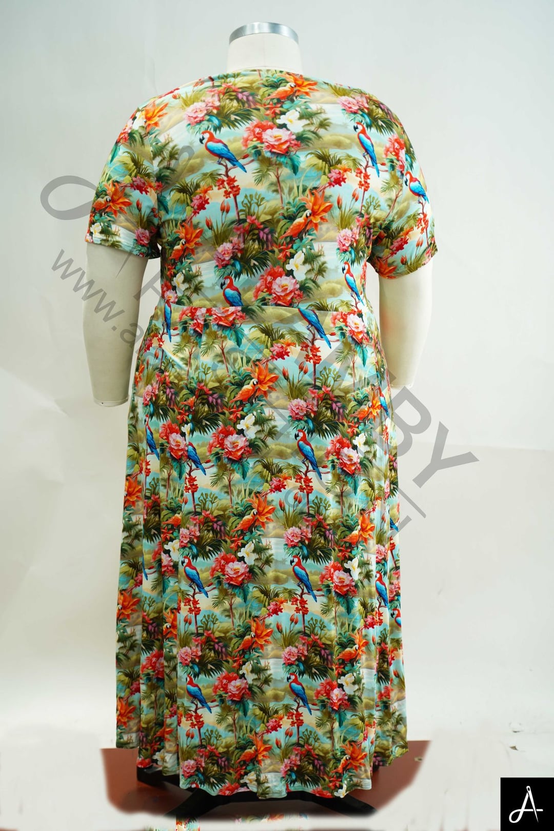 Women's Plus Size Floral Print V-Neck Short Sleeve Midi Dress