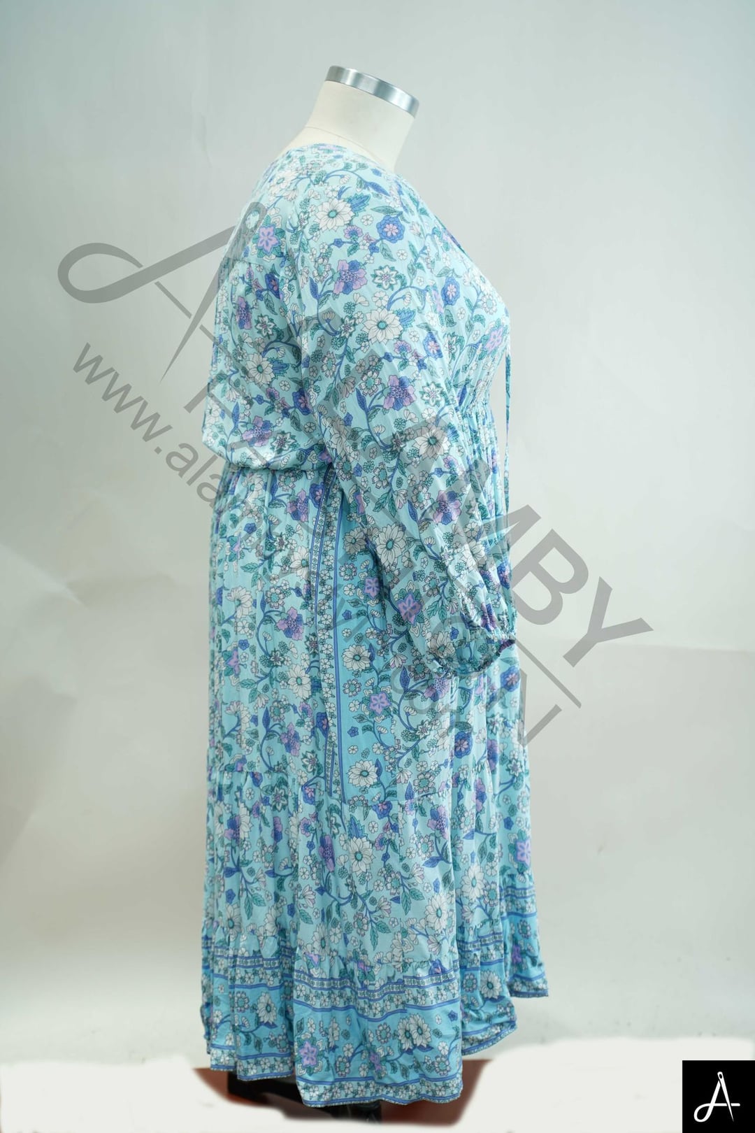 Women's Plus Size Light Blue Floral Print Round Neck 3/4 Sleeve Dress