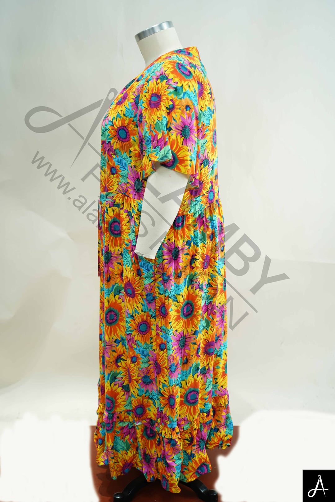 Women's Plus Size Multicolor Floral Print V-Neck Short Sleeve Midi Dress	
