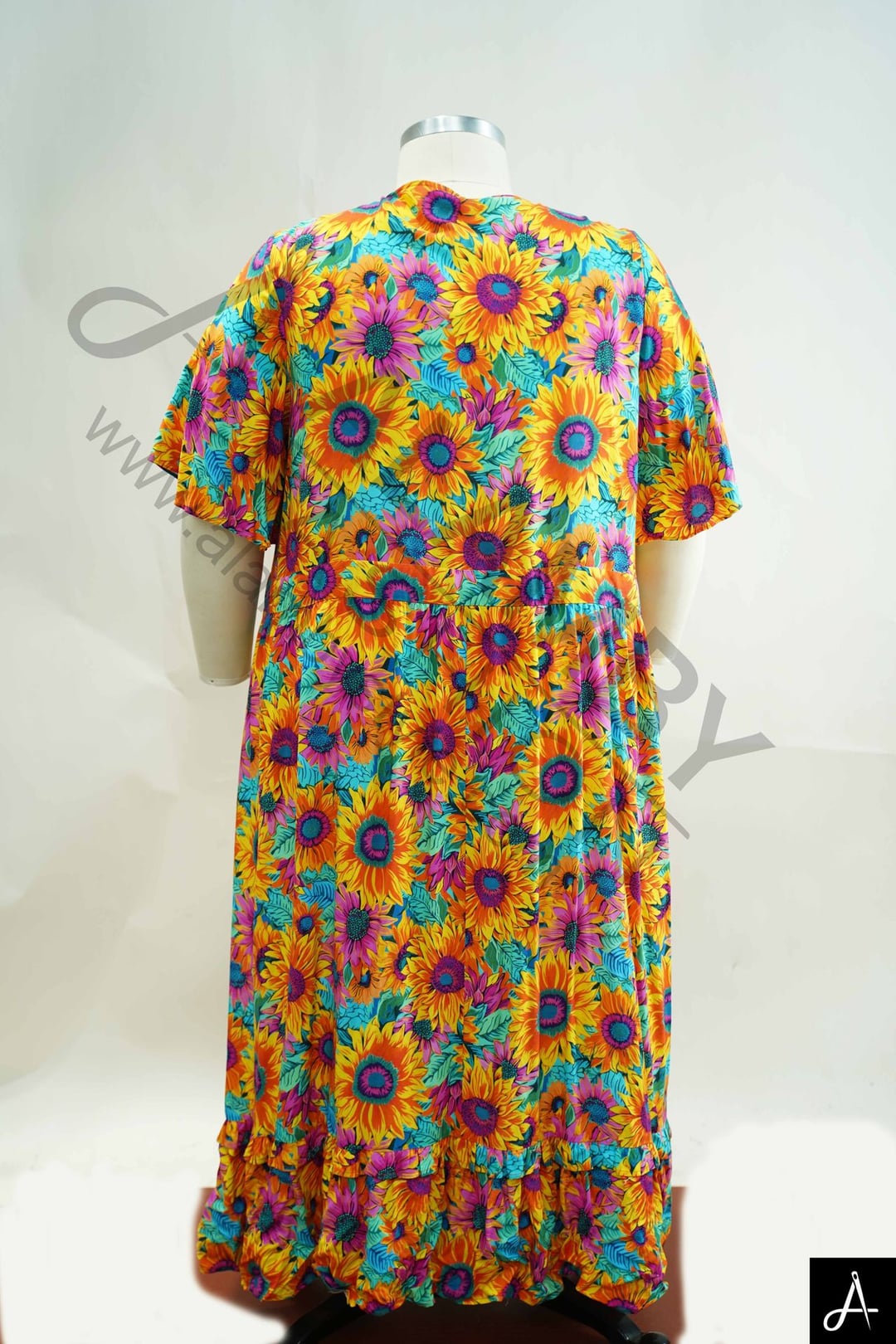 Women's Plus Size Multicolor Floral Print V-Neck Short Sleeve Midi Dress	