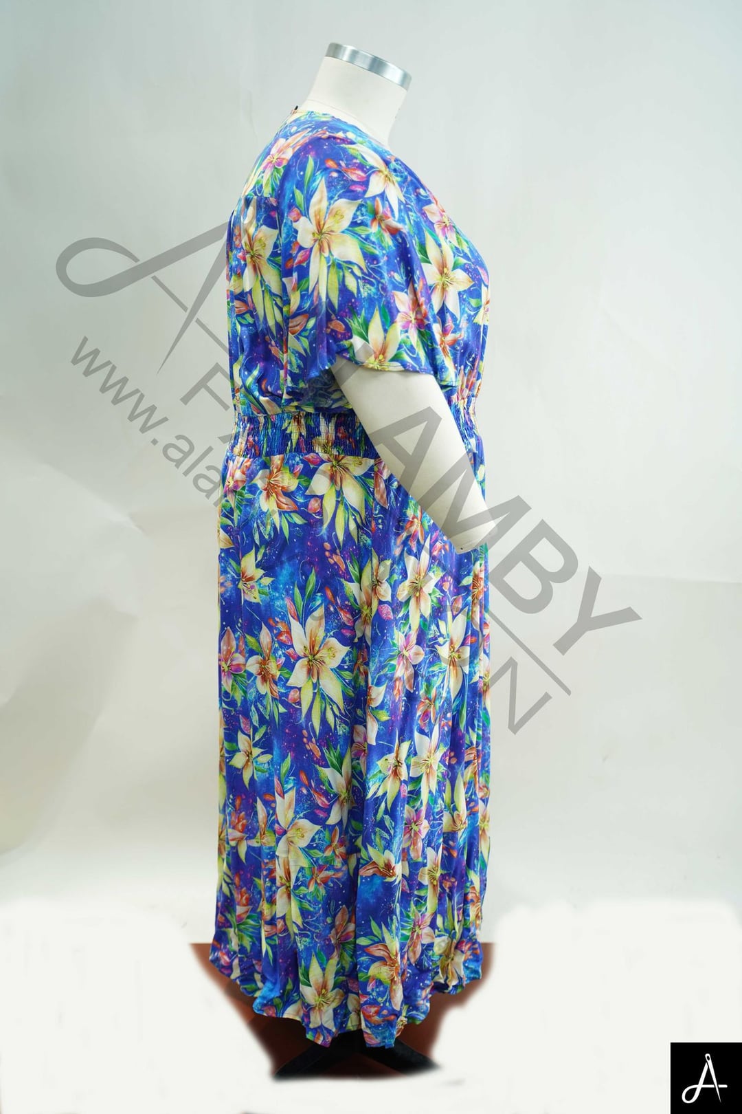 Women's Plus Size Blue Floral Print V-Neck Short Sleeve Midi Dress