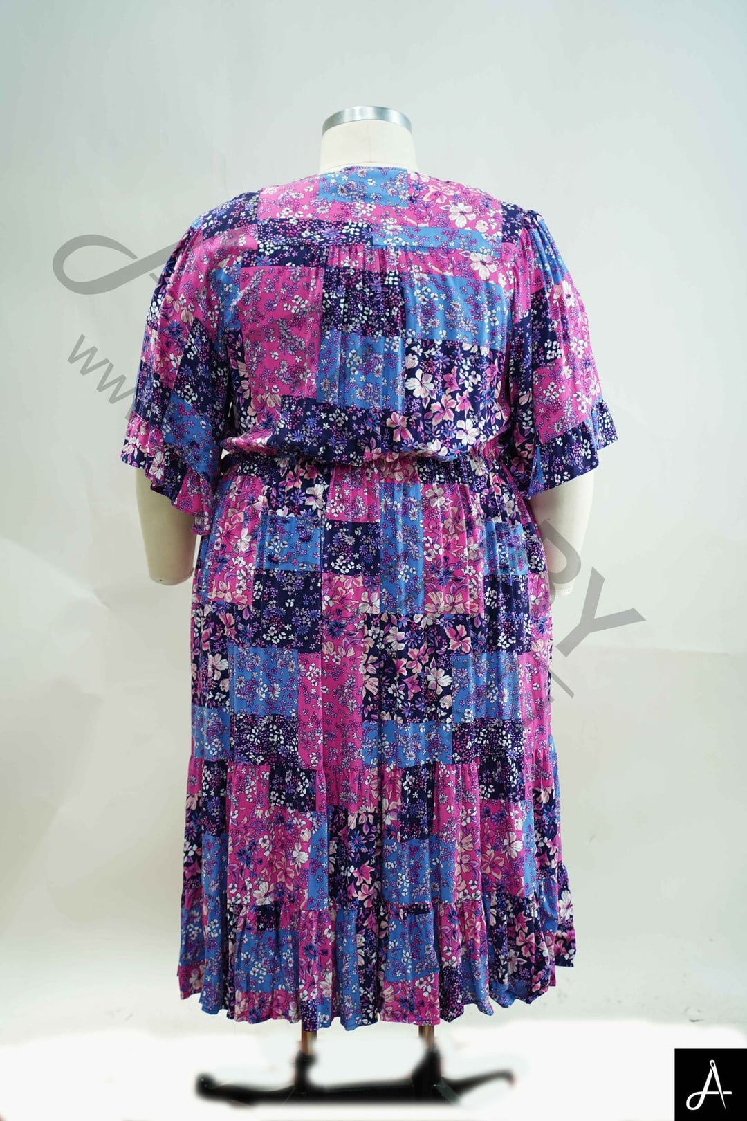 Women's Plus Size Purple & Pink Floral Print V-Neck Short Sleeve Midi Dress