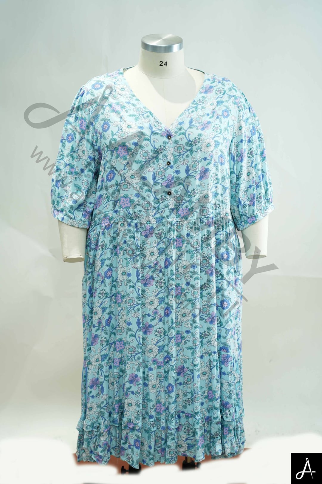 Women's Plus Size Light Blue Floral Print V-Neck 3/4 Sleeve Maxi Dress