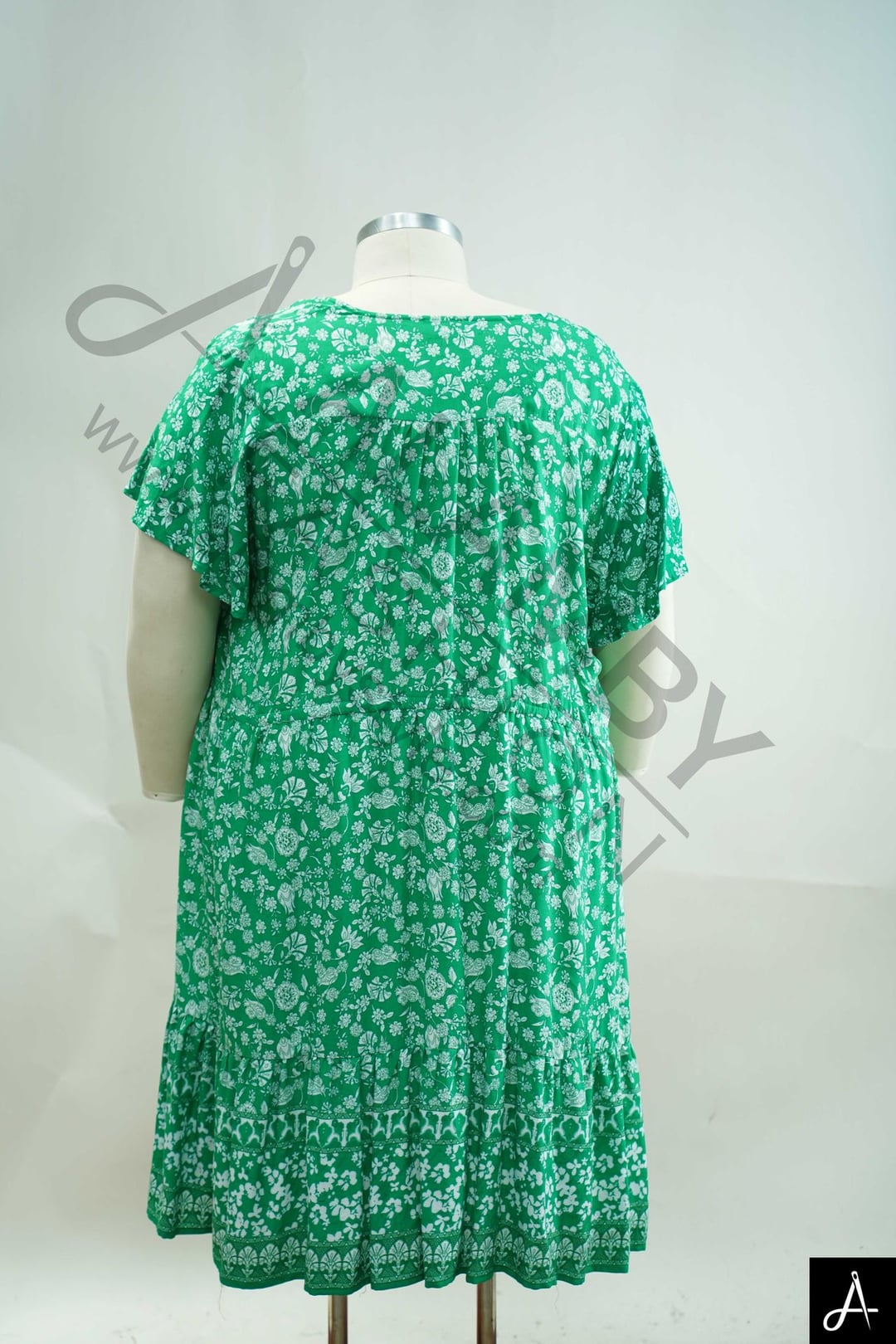 Women's Plus Size Green Floral Print V-Neck Short Sleeve Midi Dress
