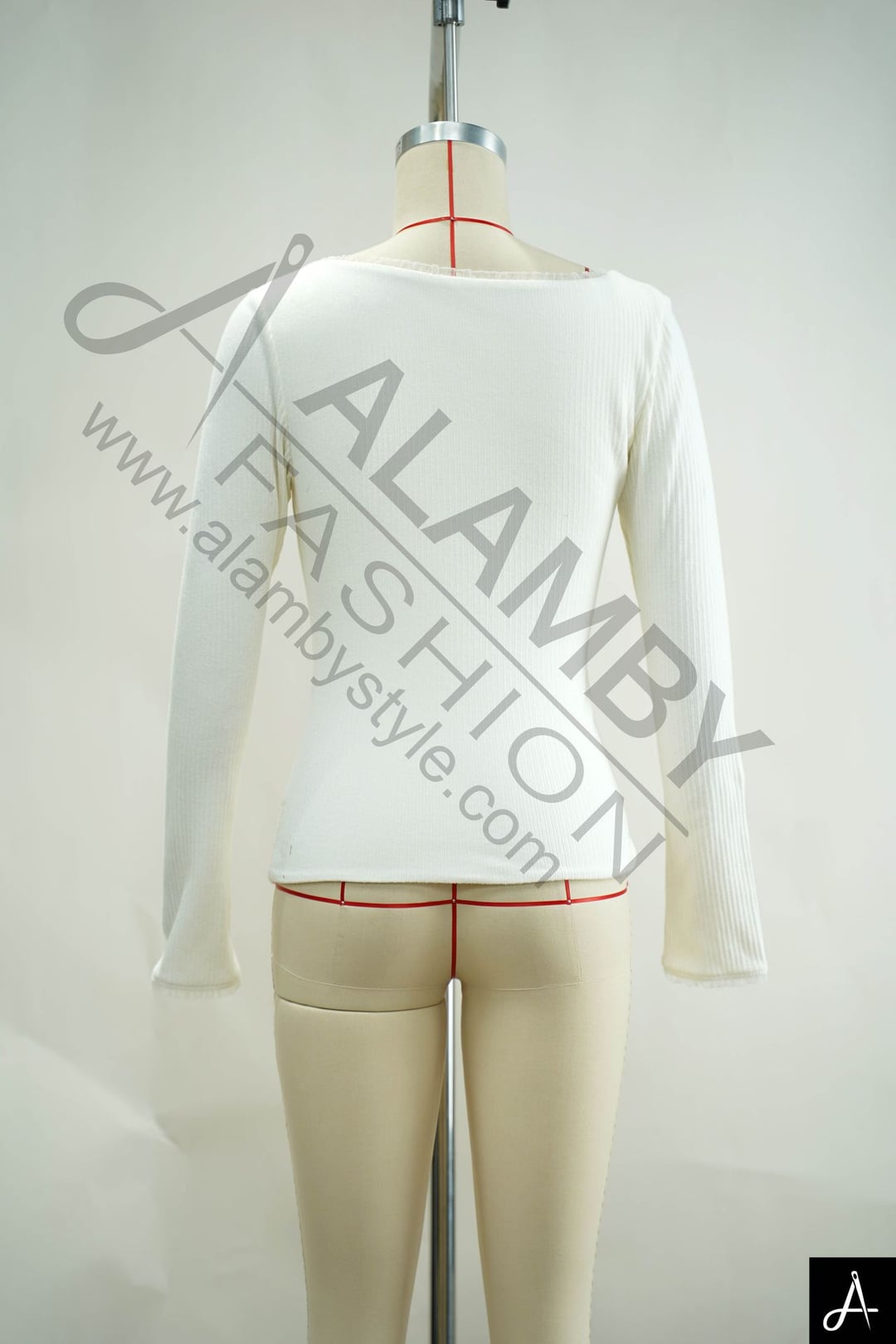 White Sweetheart Neck Long Sleeve Fitted Knit Top