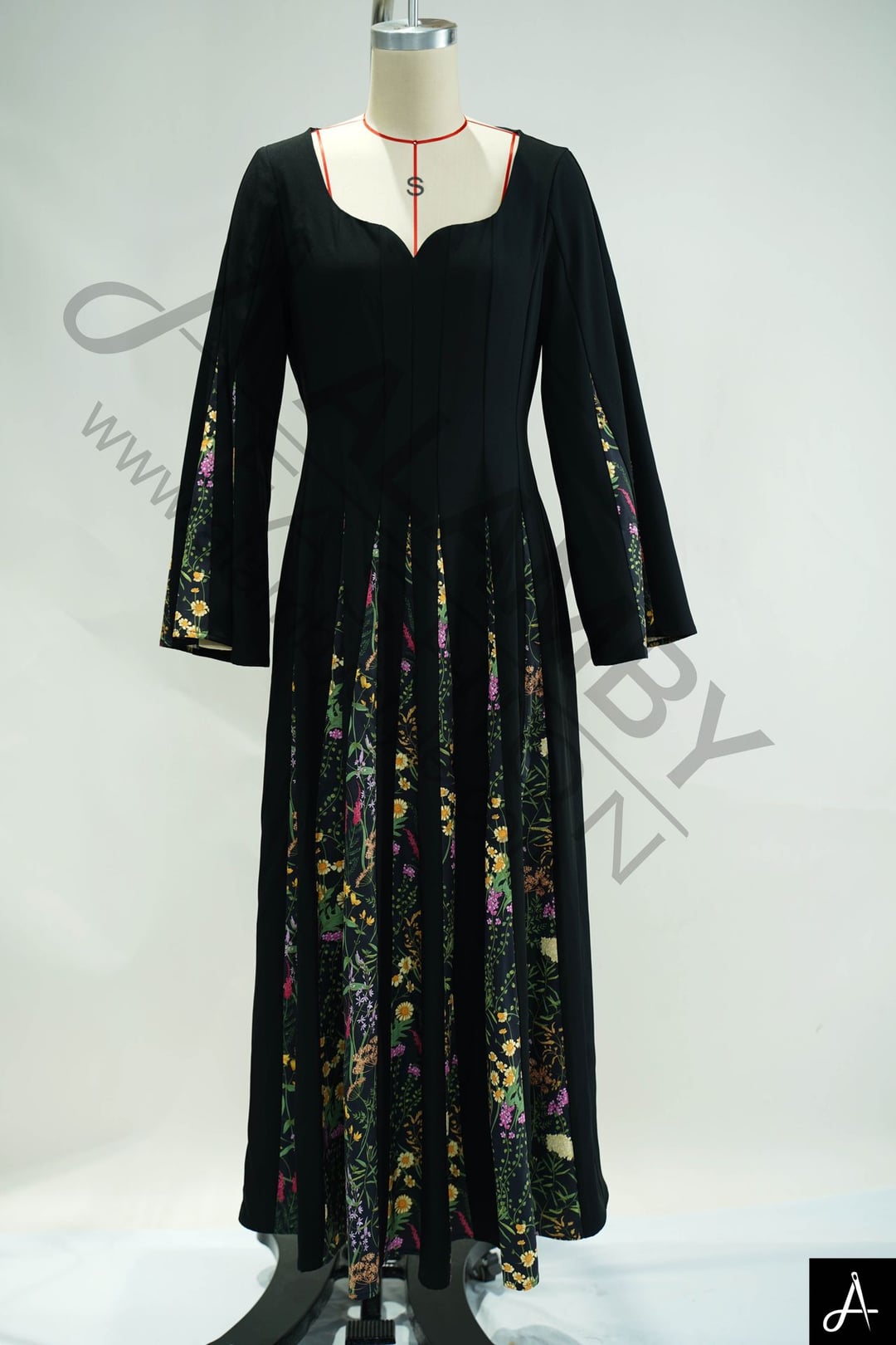 Black Sweetheart Square Neck Long Sleeve Flared Maxi Woven Dress
