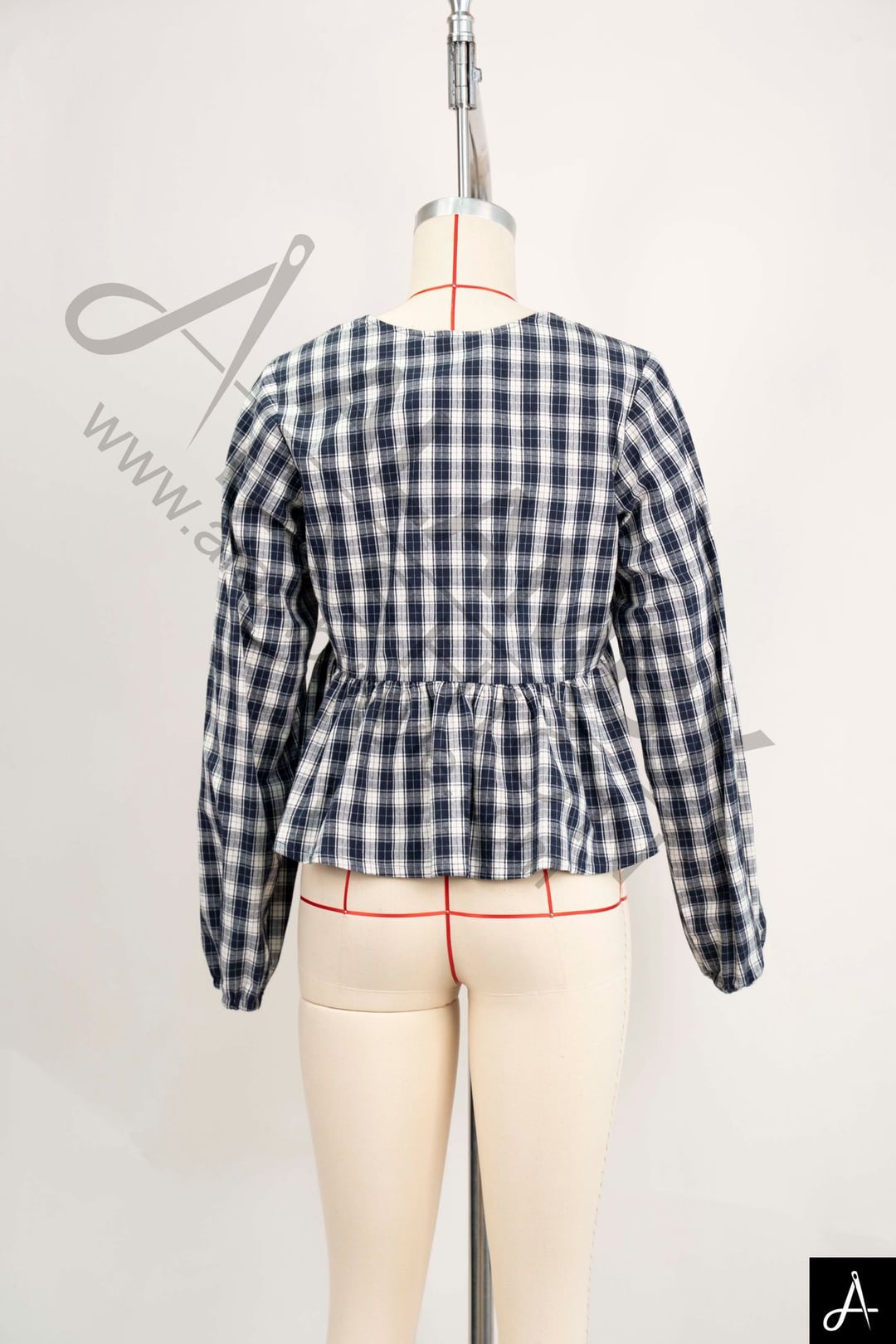 Gingham V‑Neck Long Sleeve Tie‑Waist Cropped Blouse