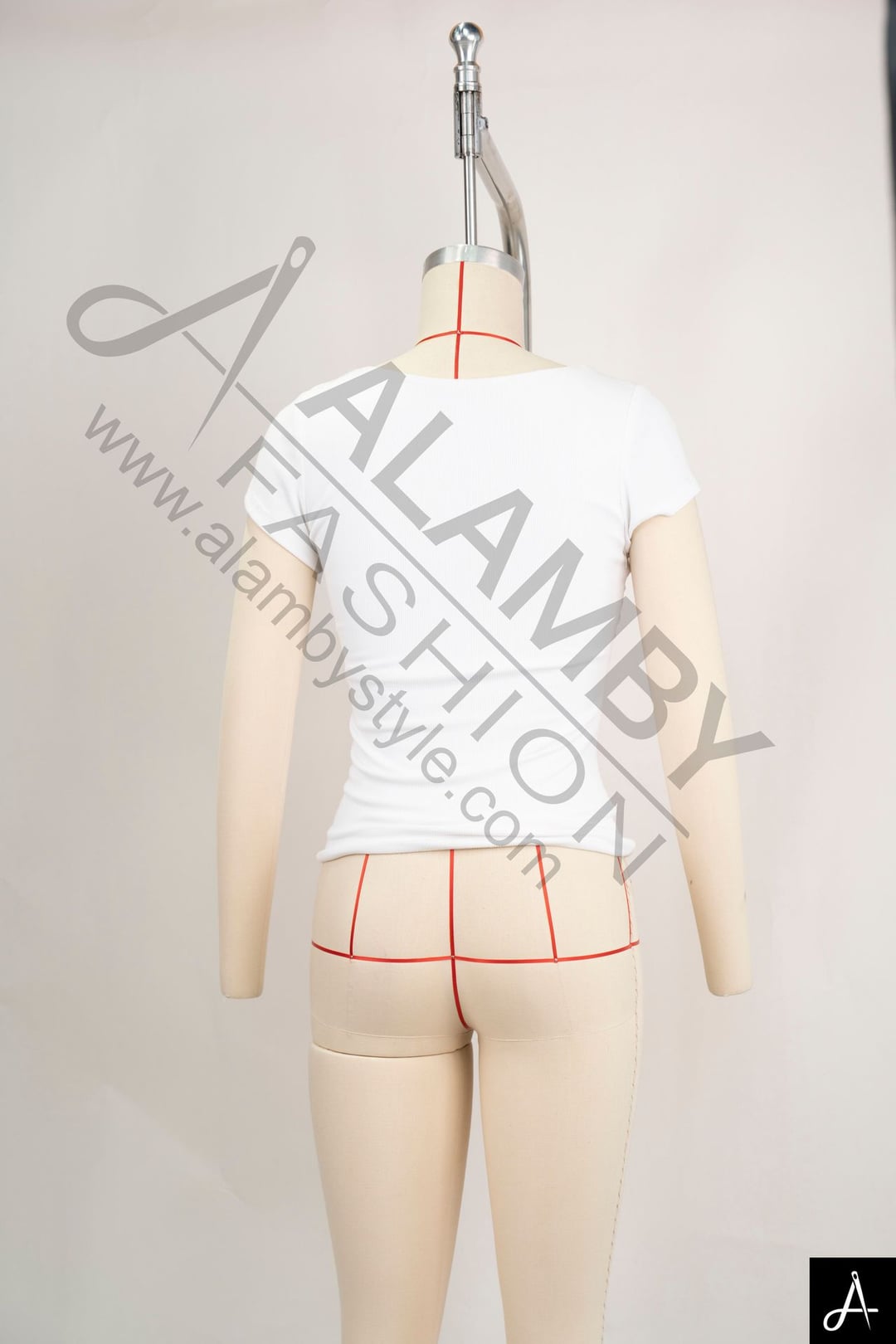 V‑Neck Short‑Sleeve Knit Top