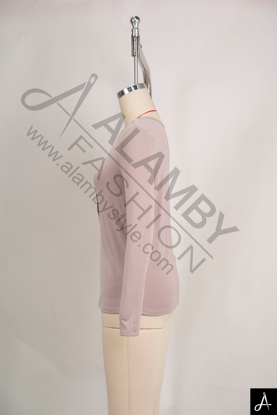 Women's Round Neck Long Sleeve Knit Top