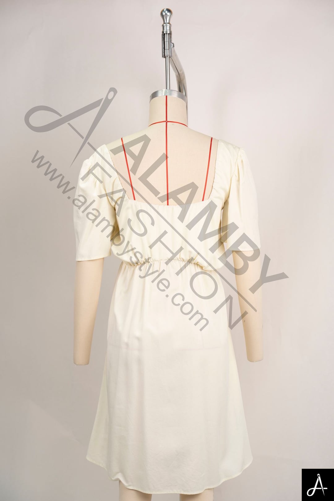 Women’s Square Neck Short Sleeve Gathered Flared Dress