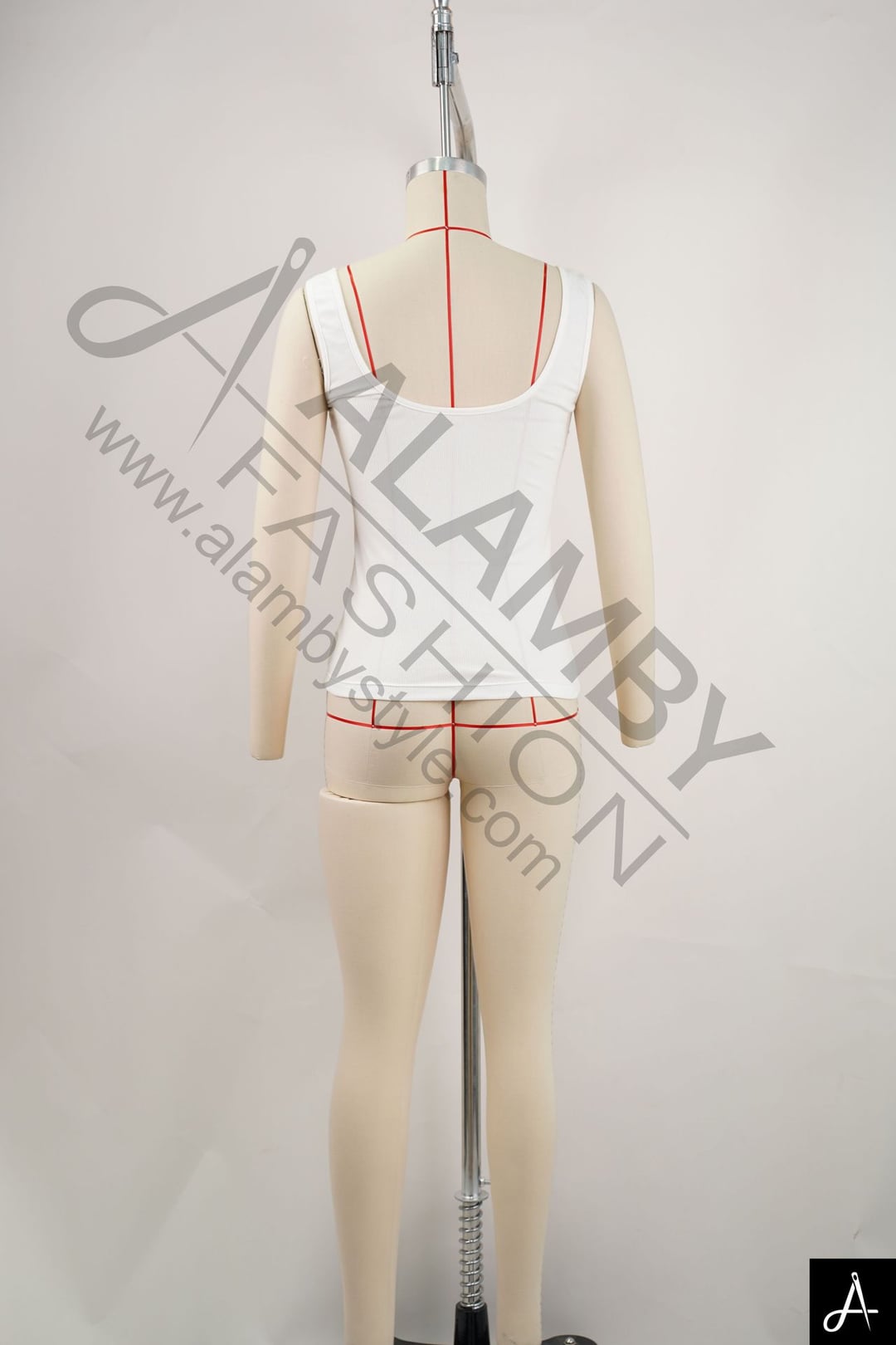 Women's Square Neck Wide Strap Tank Top
