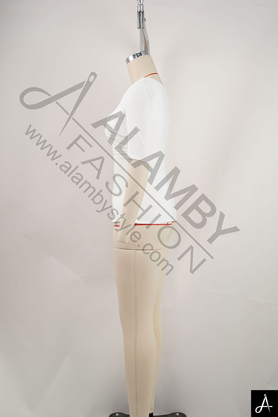 Women's V‑Ne Elbow‑Length Sleeve Fitted Top