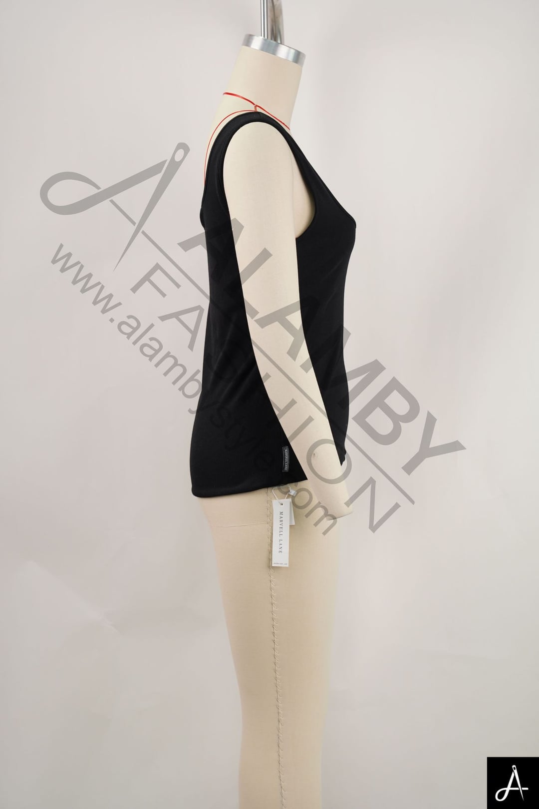 Women's Square Neck Wide Strap Fitted Tank Top