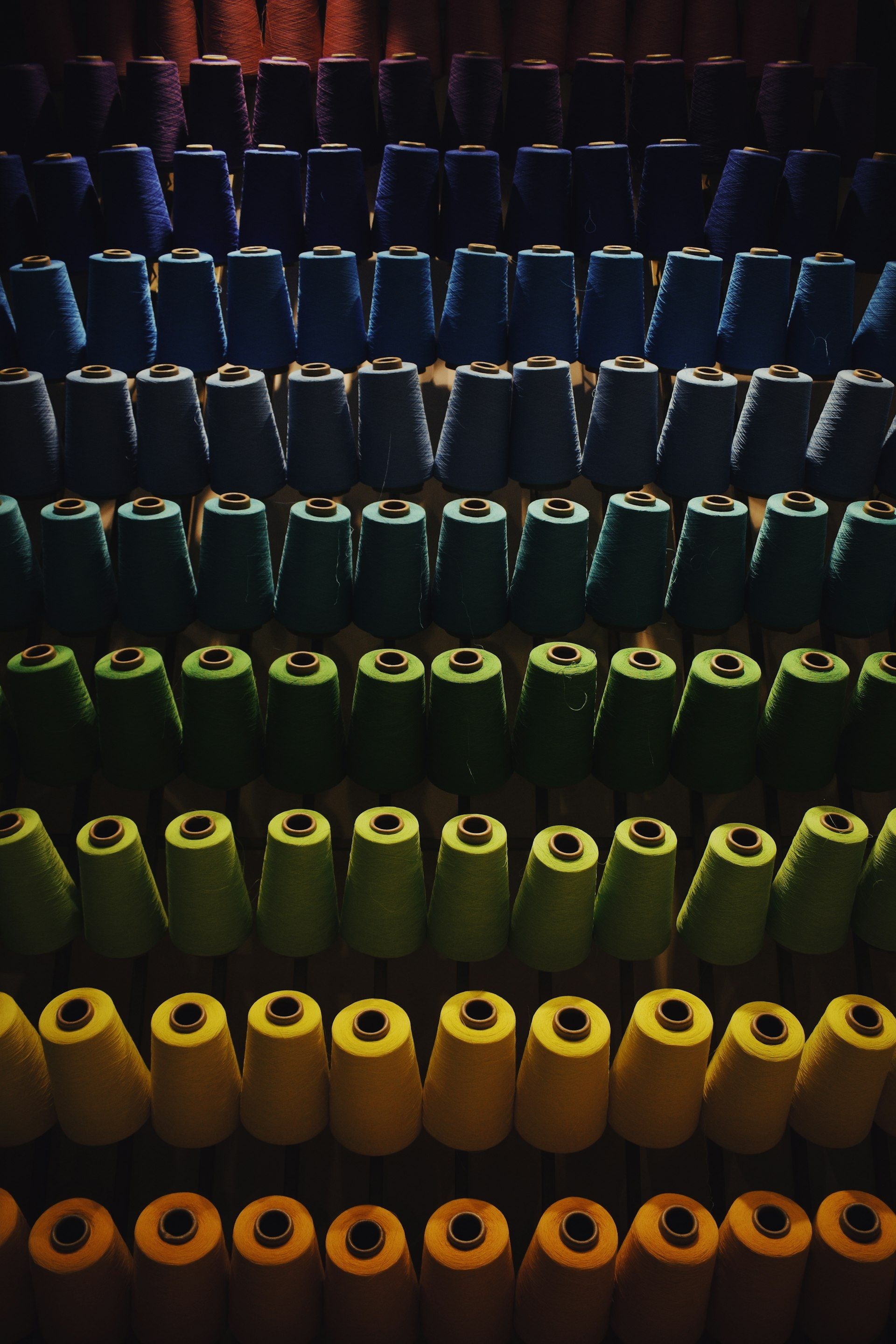 Sewing thread in a full colour range