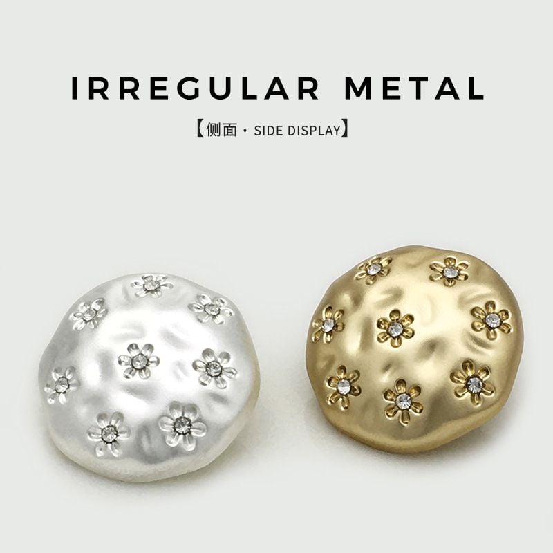 Matte metal button, irregular round flower shape