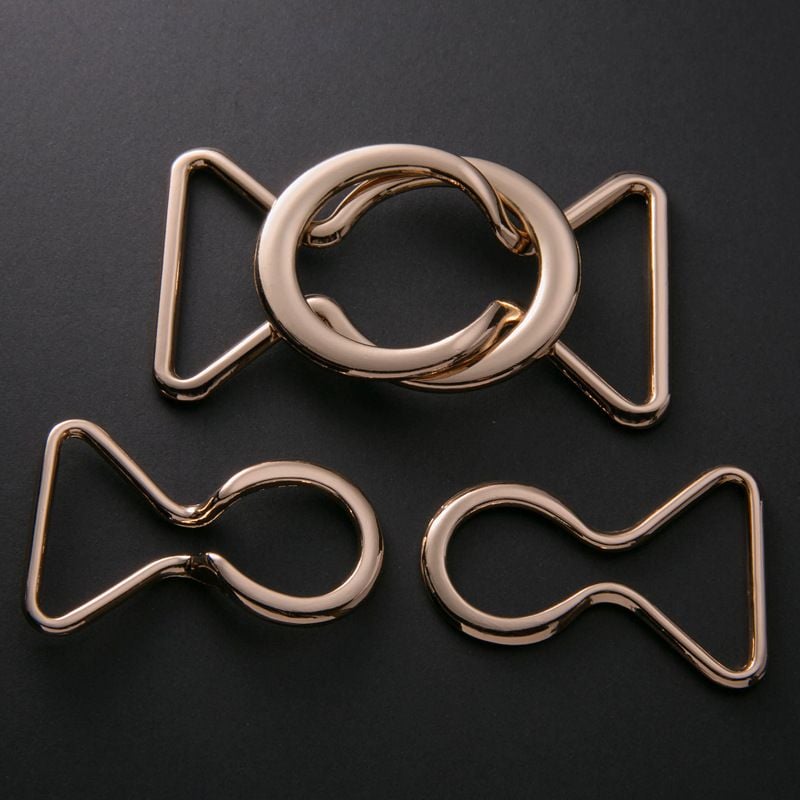 Special-shaped figure 8 metal ring decorative buckle