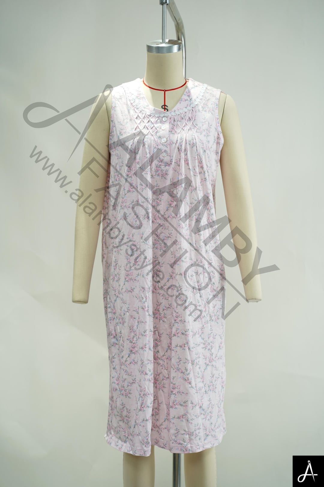Sleeveless long dress