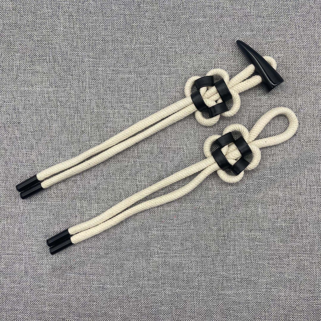 Alloy End Resin Horn Toggle Buttons With Braided Cotton Cord For Garment Decoration
