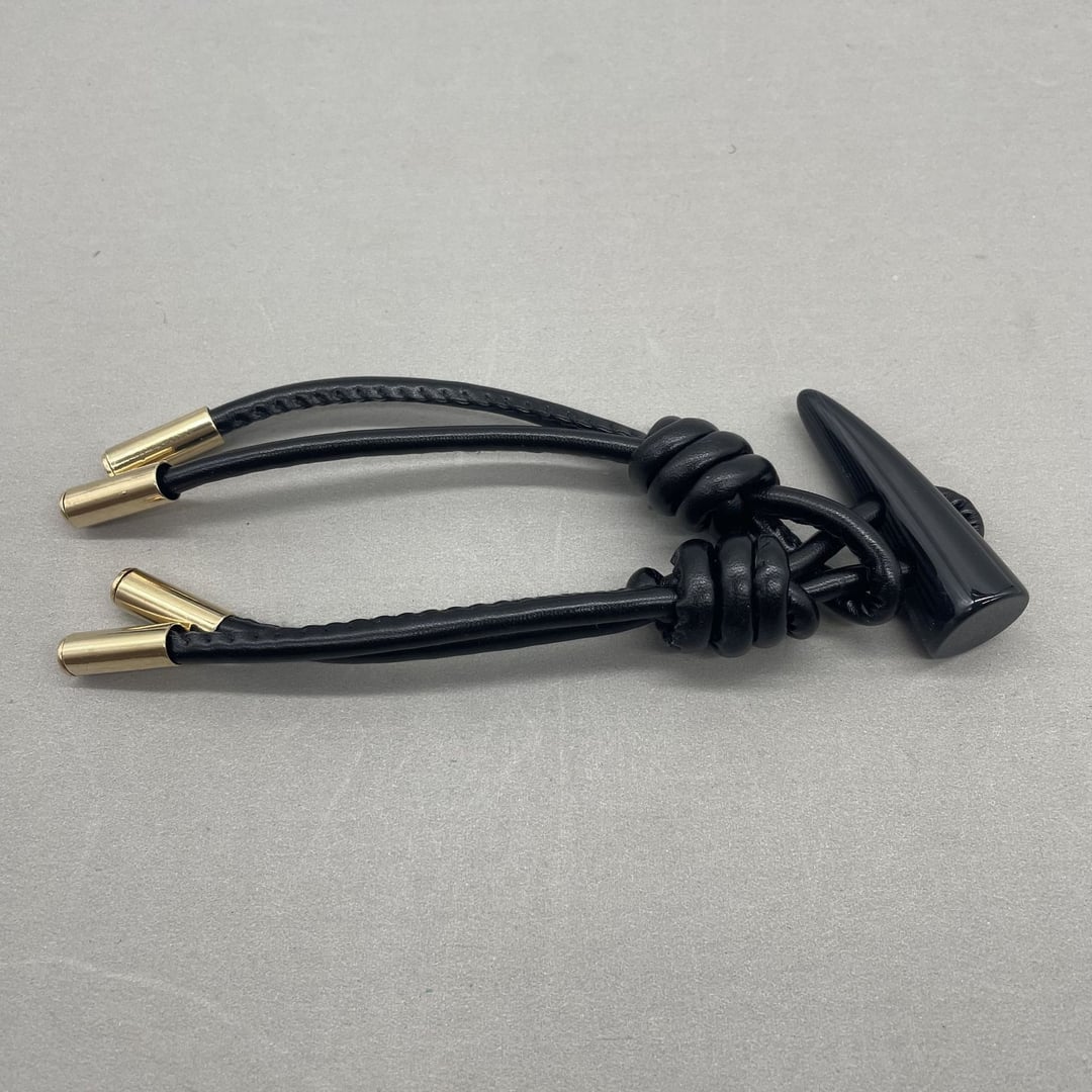 Leather Cord Resin Horn Toggle Buttons for Coat Garment Decoration