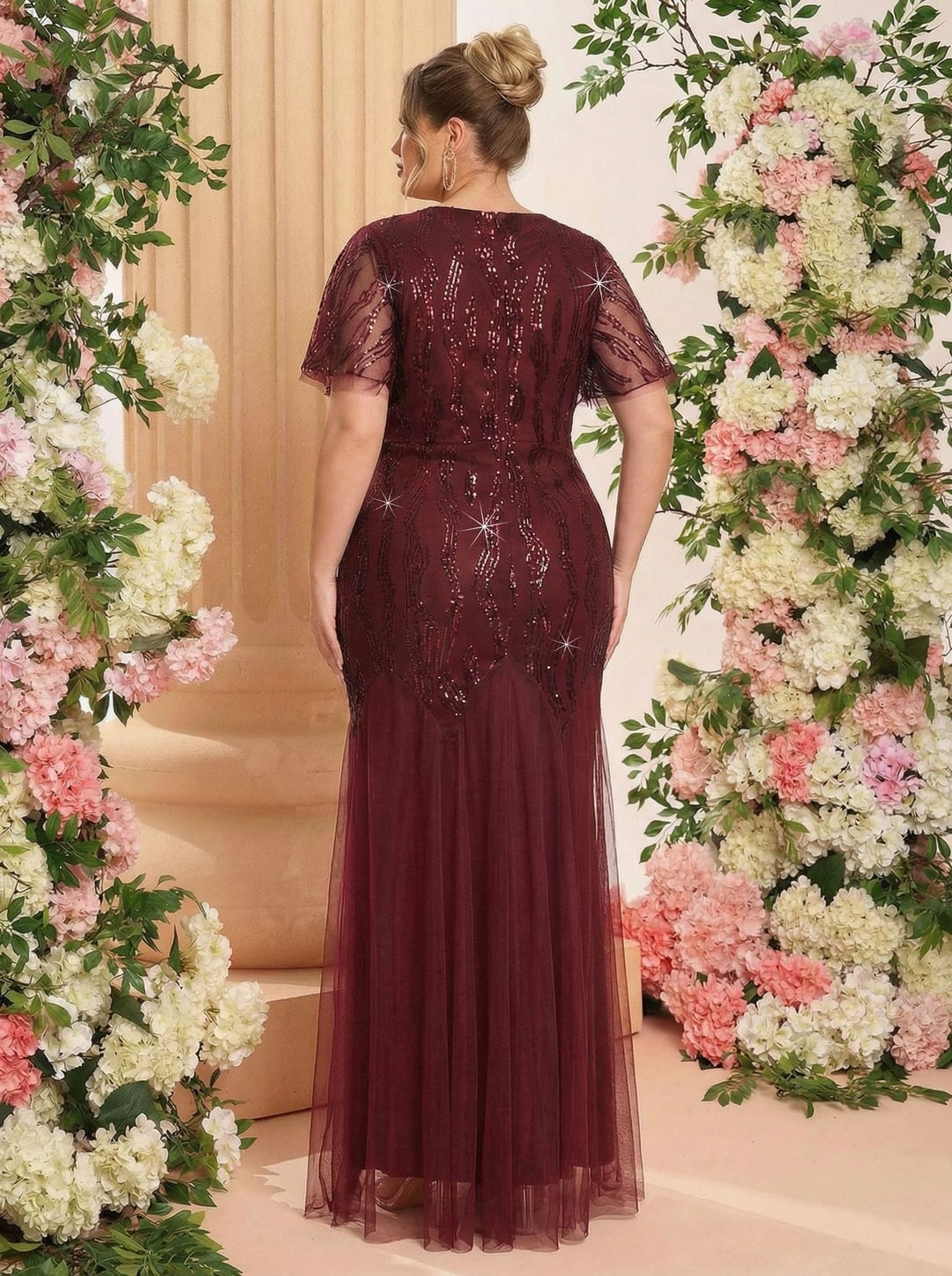 Plus Size Sequin Patchwork Mesh V-Neck Short Sleeve Evening Dress