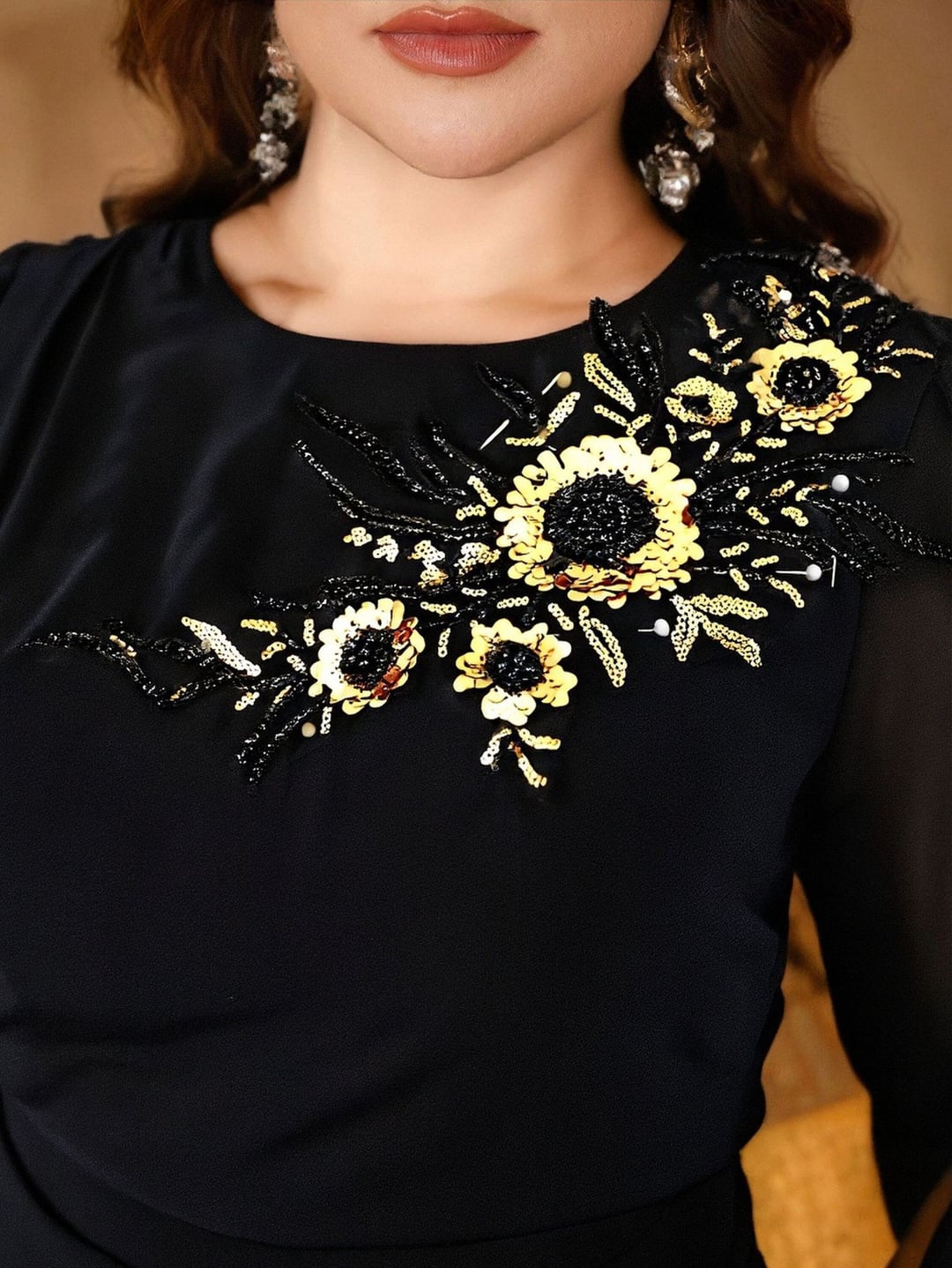 Elegant Plus Size Black Beaded Long Sleeve Bridesmaid Evening Dress