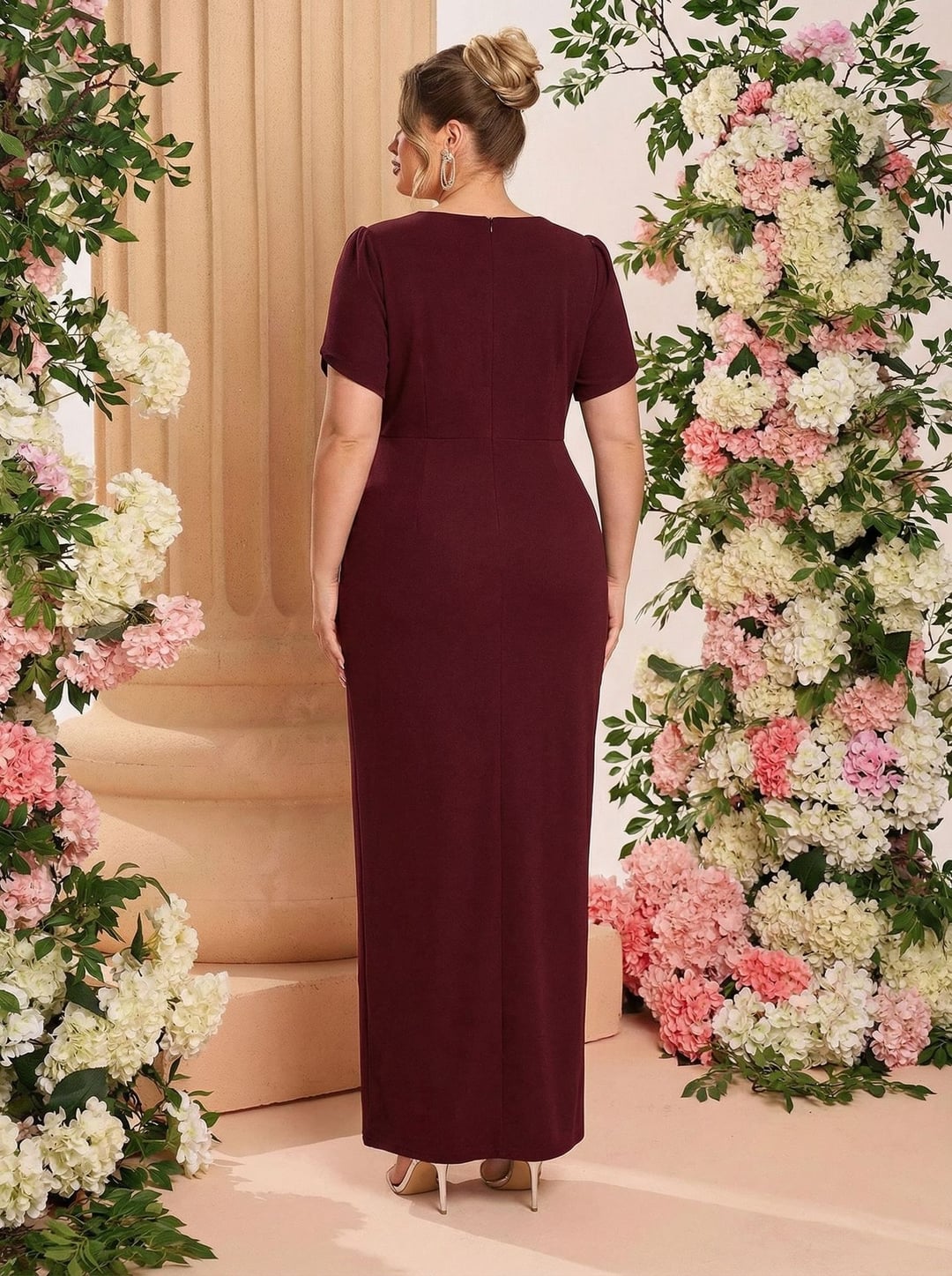 Plus Size Elegant Bridesmaid Dress Slim Fitted Hip Hugging Dress