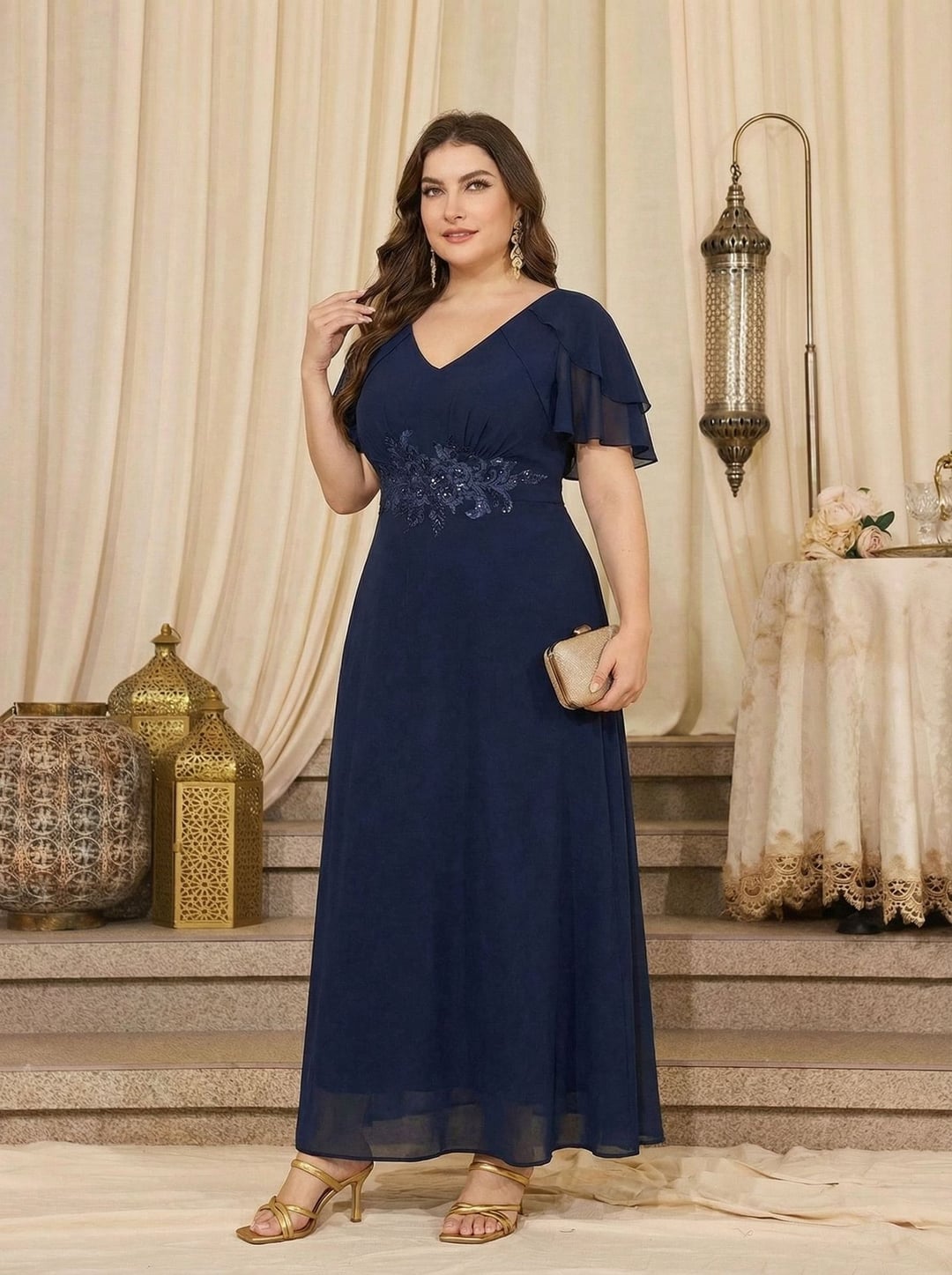 Elegant Plus Size V-Neck Cap Sleeve Appliqué Formal Evening Dress European Style