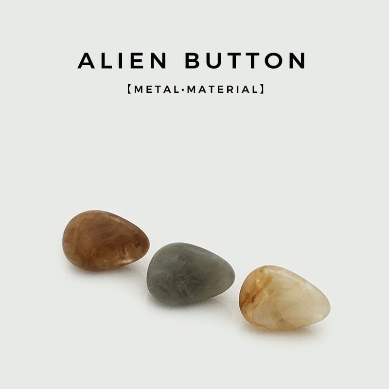 Irregular High-grade Resin Mini Buttons