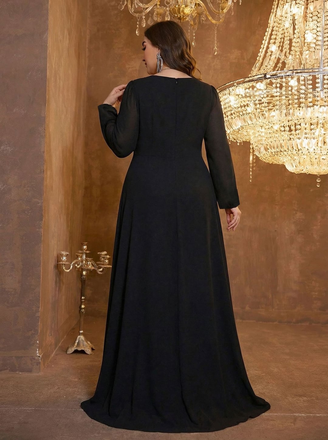 Elegant Plus Size Black Beaded Long Sleeve Bridesmaid Evening Dress