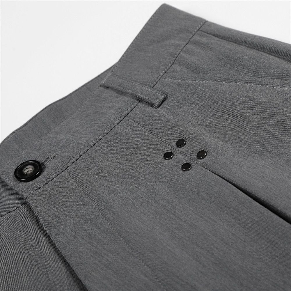 Men's Japanese‑style Streetwear Cropped Suit Trousers, Stud Detail Pleated Design, Drapey Wide‑Leg 7‑Point Shorts for Summer