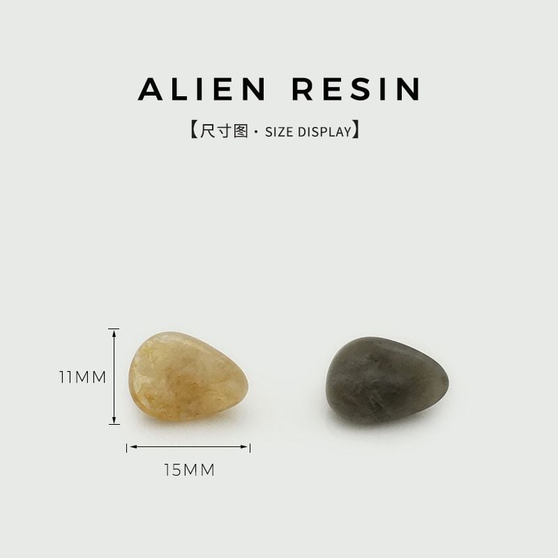 Irregular High-grade Resin Mini Buttons