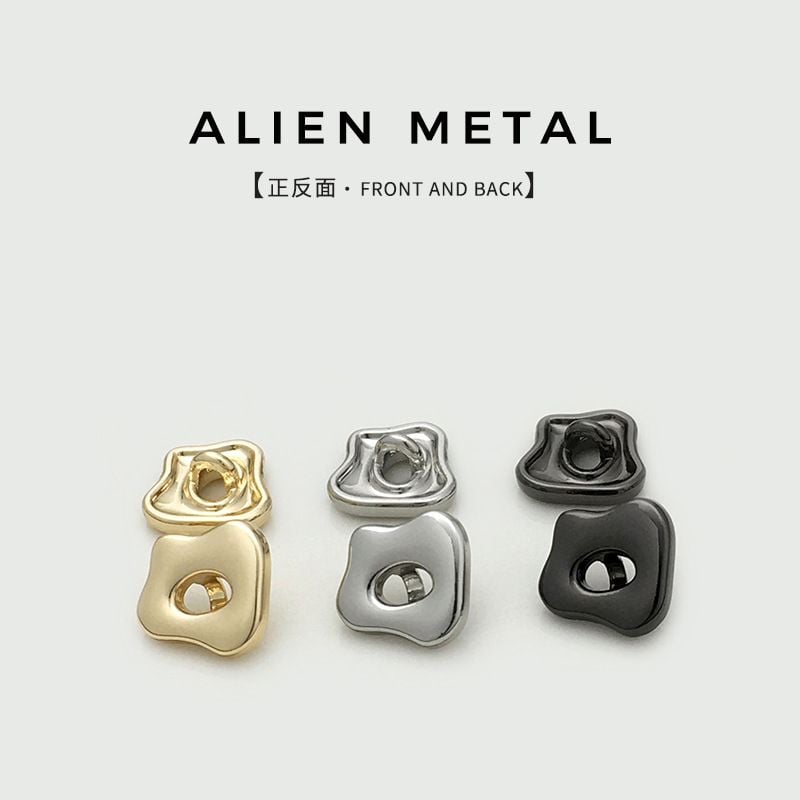 Design Hollow Out Irregular Shaped Metal Mini Buttons