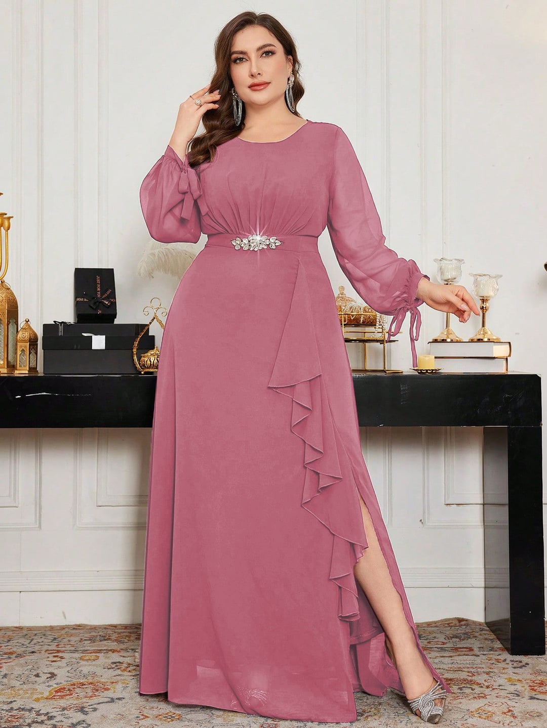 Plus Size Evening Dress, Round Neck, Long Sleeve, Side Slit, Sequin Elegant Design